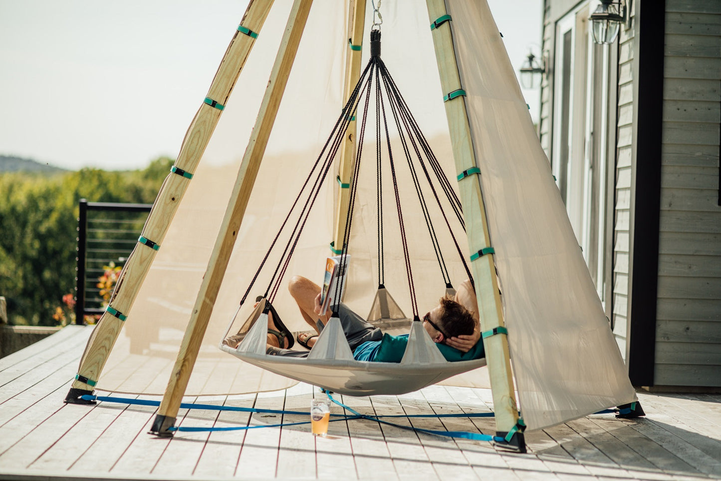 Sky Hover Swing